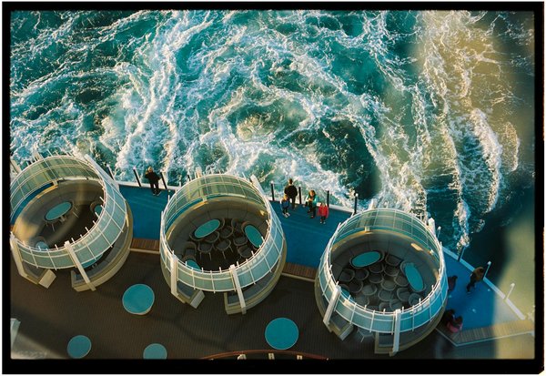 Comment trouver une location de vacances en Bretagne avec des cours de broderie et des balades en forêt?